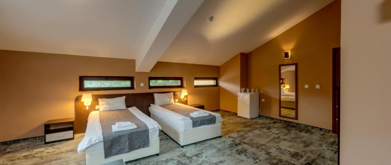 Balkan Hotel Chiflik Extérieur photo