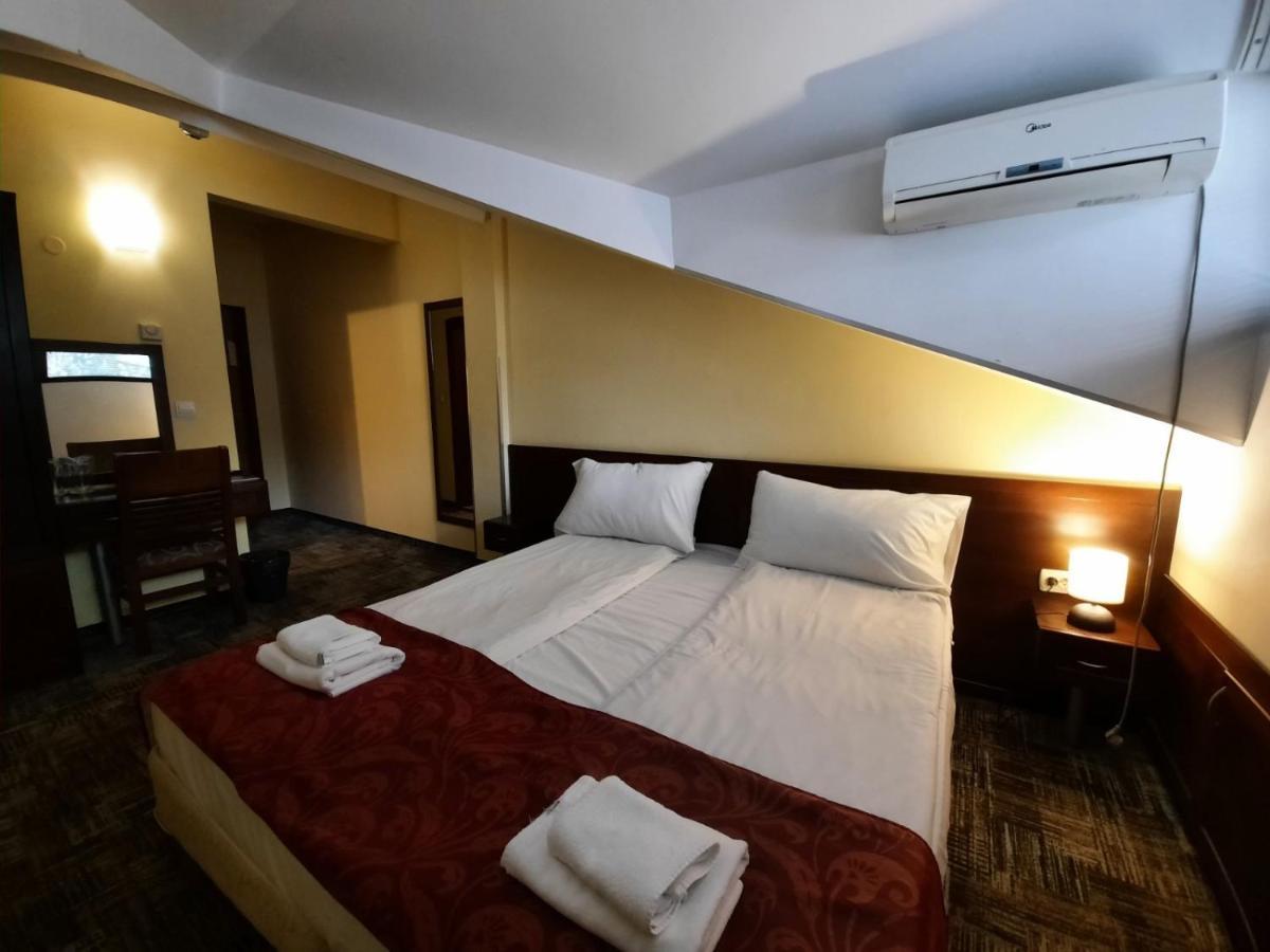 Balkan Hotel Chiflik Extérieur photo