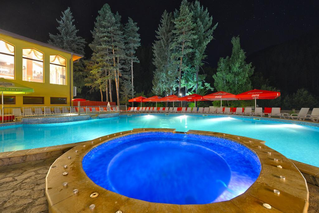 Balkan Hotel Chiflik Extérieur photo